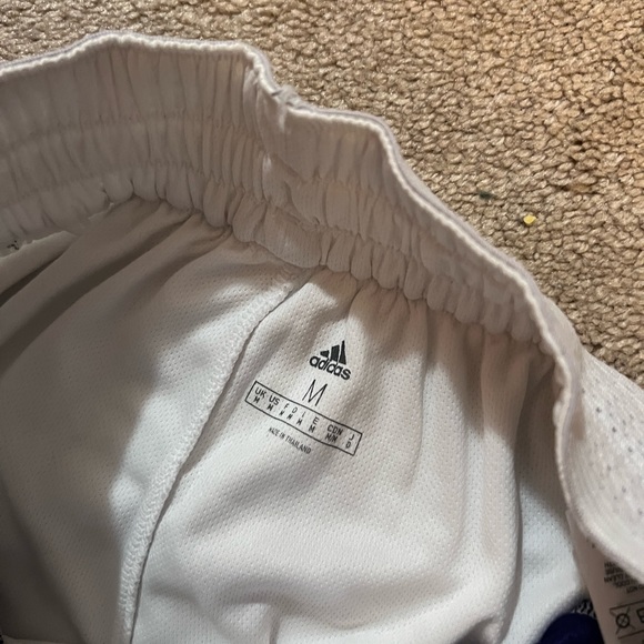 Adidas basketball shorts - Picture 3 of 3